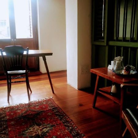 Ren I Tang Heritage Inn Джорджтаун Экстерьер фото