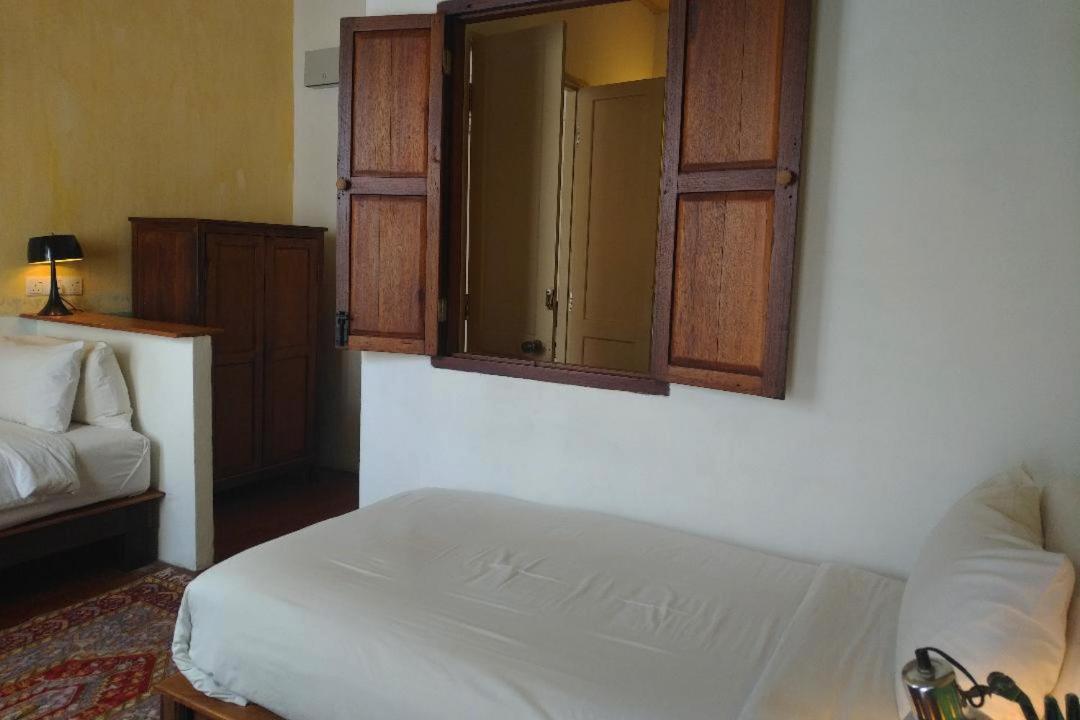 Ren I Tang Heritage Inn Джорджтаун Экстерьер фото