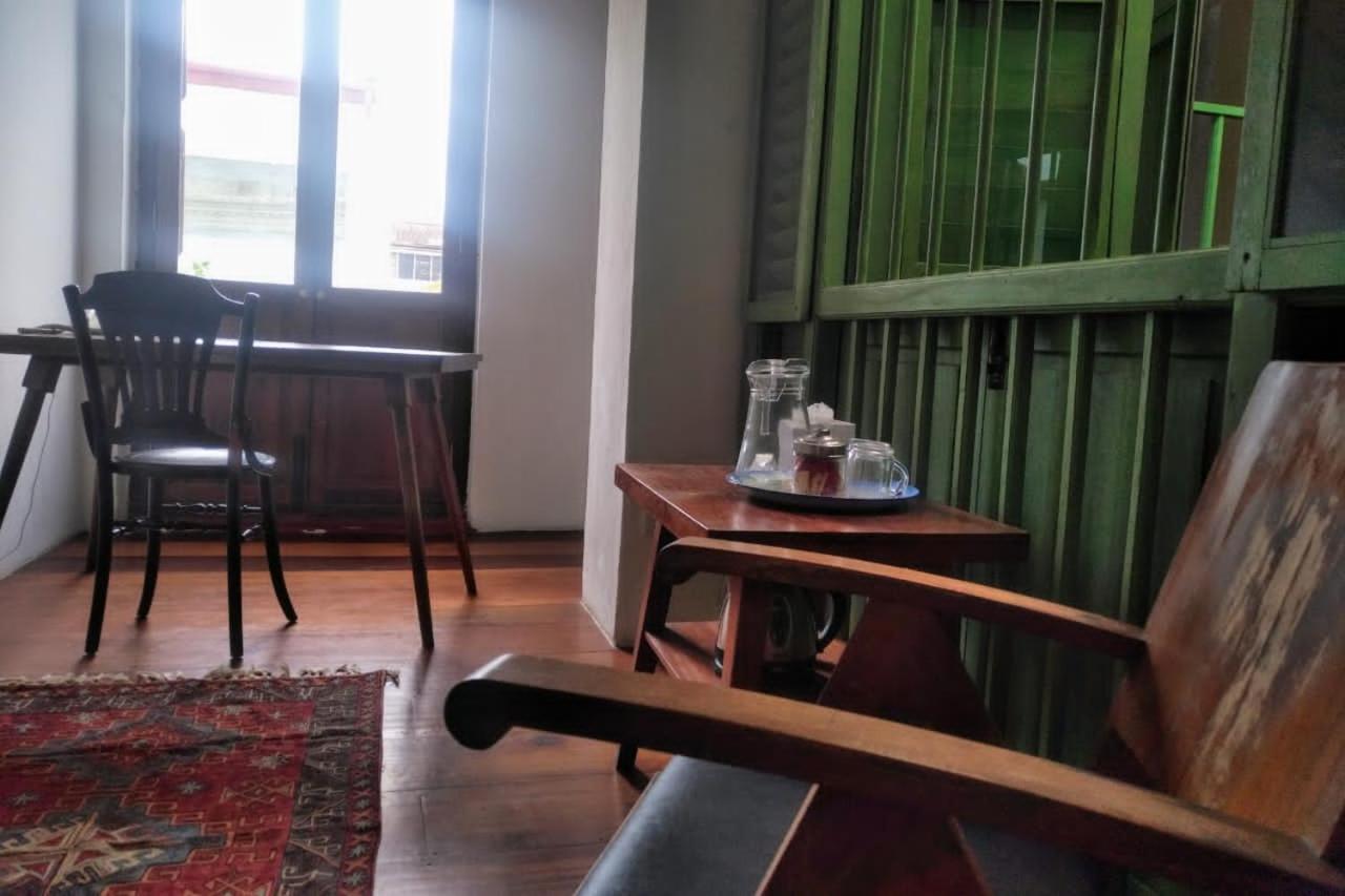 Ren I Tang Heritage Inn Джорджтаун Экстерьер фото