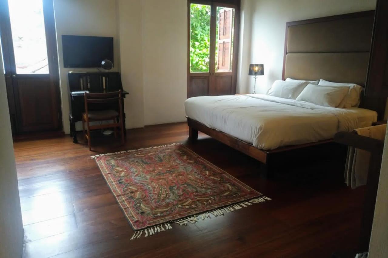 Ren I Tang Heritage Inn Джорджтаун Экстерьер фото