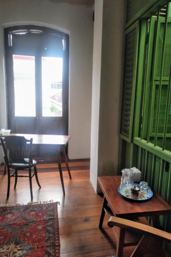 Ren I Tang Heritage Inn Джорджтаун Экстерьер фото