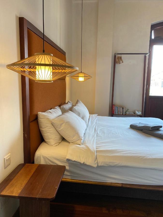 Ren I Tang Heritage Inn Джорджтаун Экстерьер фото